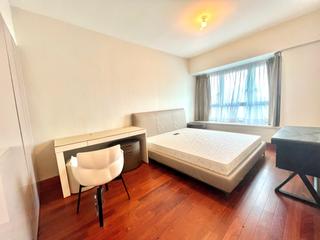 West Kowloon - The Harbourside Block 3 02