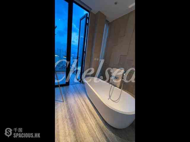 Mid Levels Central - Gramercy 09