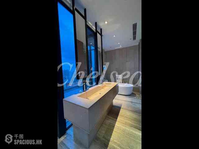Mid Levels Central - Gramercy 10