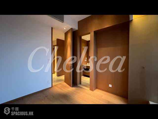 Mid Levels Central - Gramercy 13