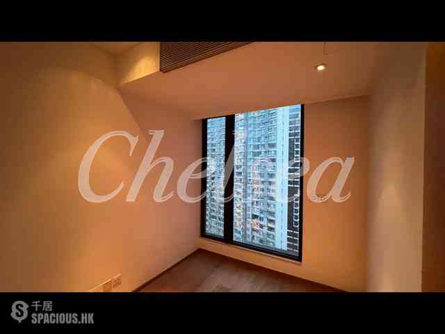 Mid Levels Central - Gramercy 14