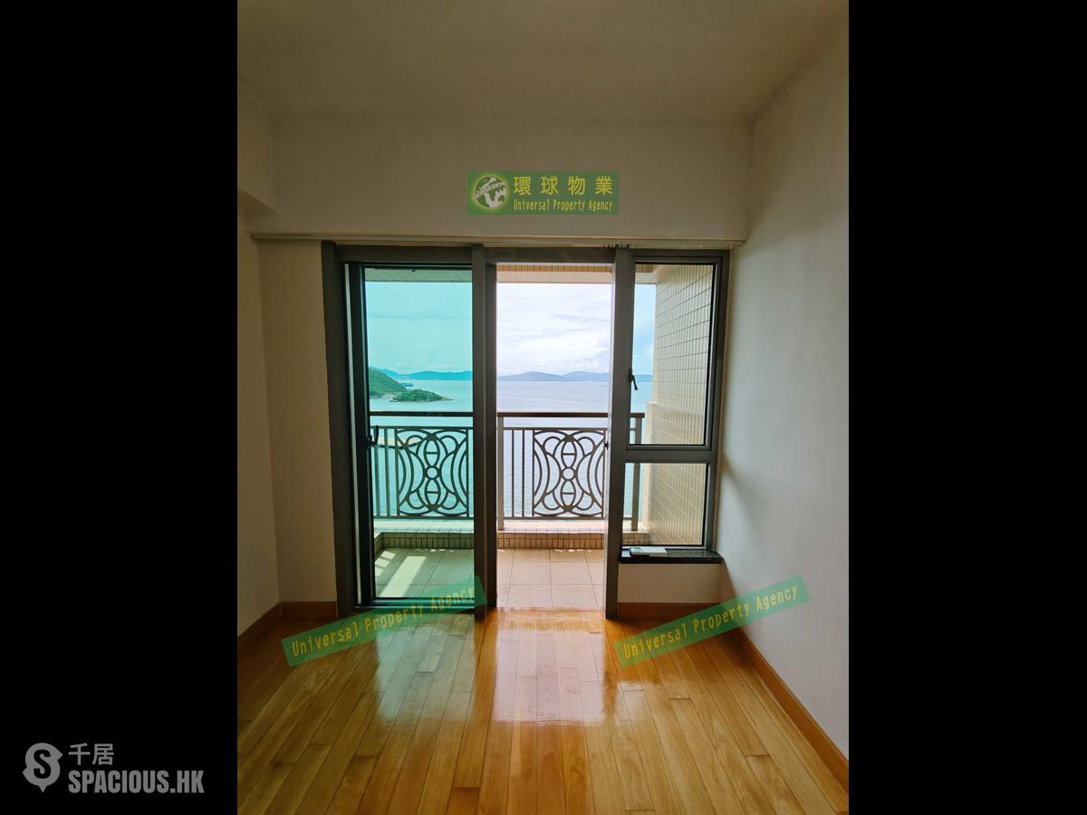 Kennedy Town - The Merton Tower 2 01