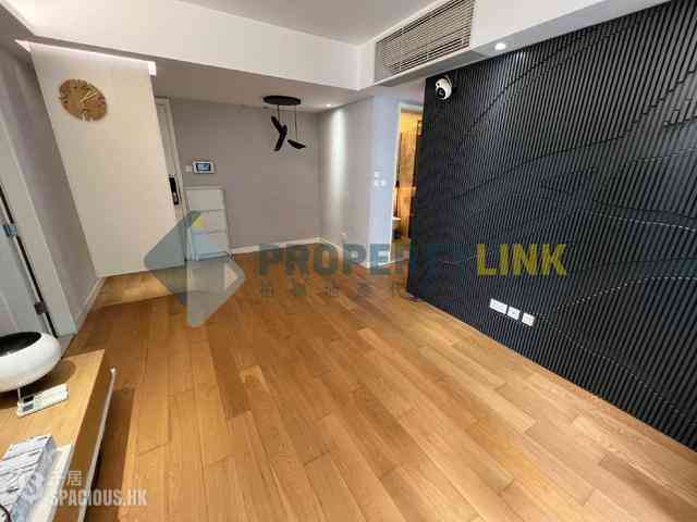 Sai Ying Pun - The Nova 06
