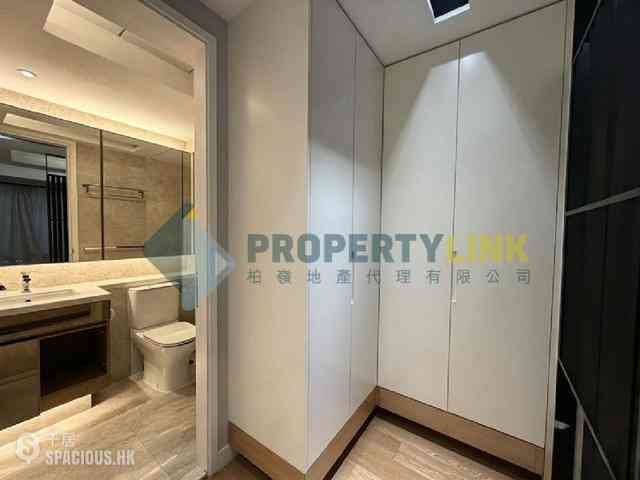 Sai Ying Pun - The Nova 11