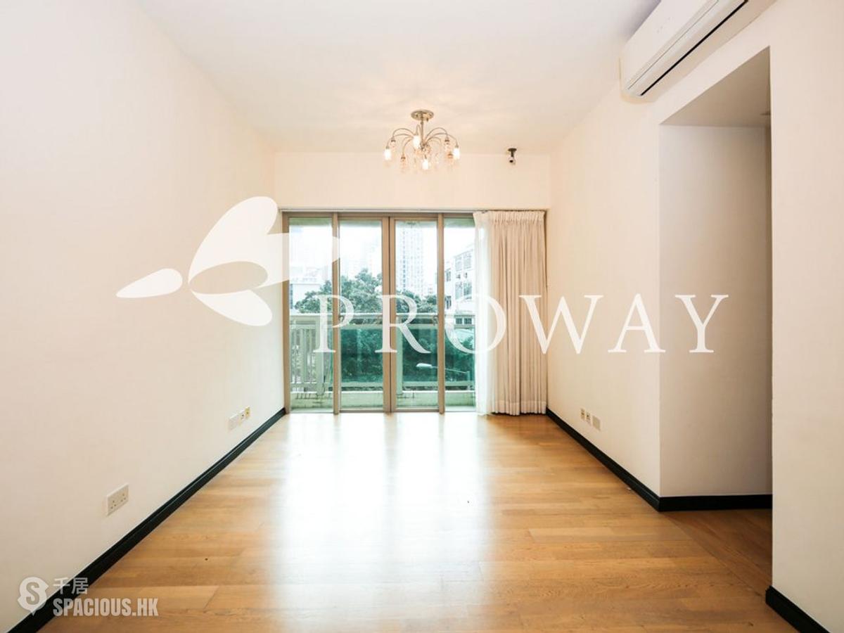 Sai Ying Pun - Centre Place 01