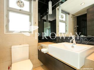 Sai Ying Pun - Centre Place 06