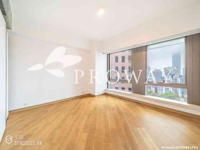 Mid Levels Central - 3, MacDonnell Road 07