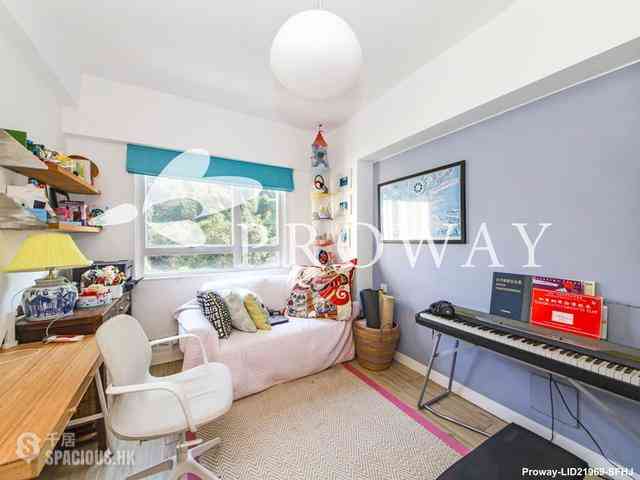 Mid Levels West - Realty Gardens Paris Court (Block 2) Paris Court 08