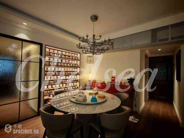 Mid Levels West - Realty Gardens 02