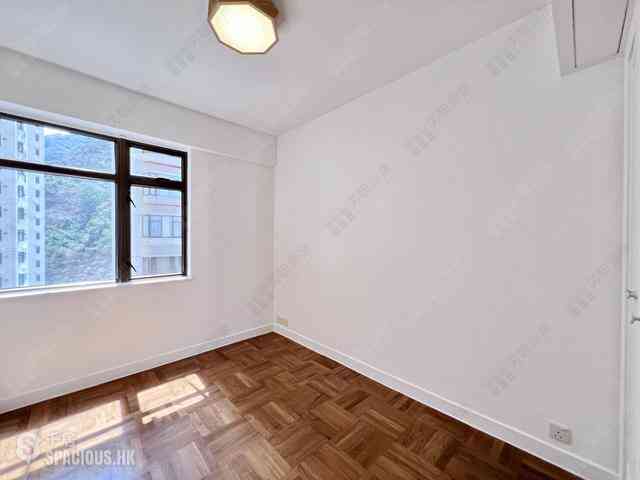 Mid Levels East - Bamboo Grove 05