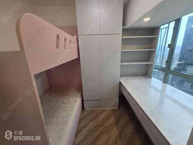 Mid Levels Central - Goldwin Heights 02