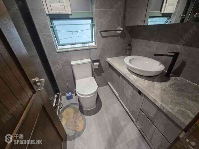 Mid Levels Central - Goldwin Heights 05