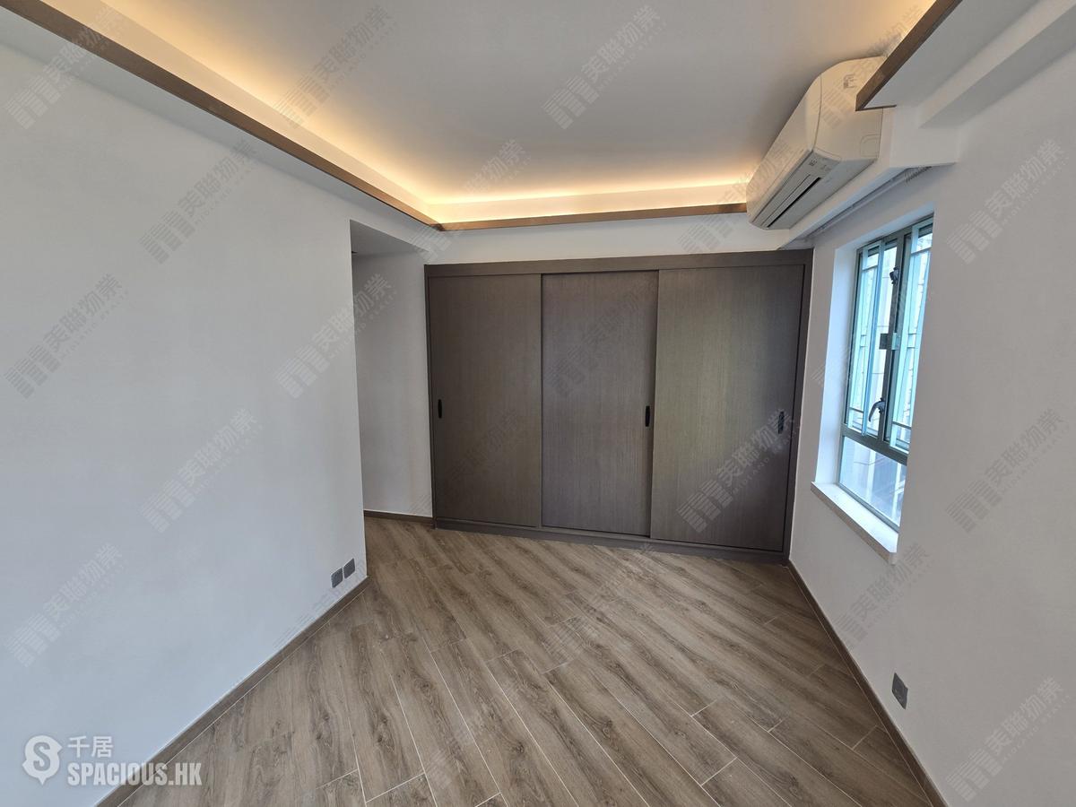 Mid Levels Central - Goldwin Heights 01