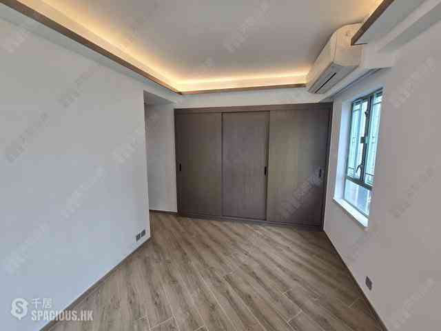 Mid Levels Central - Goldwin Heights 01