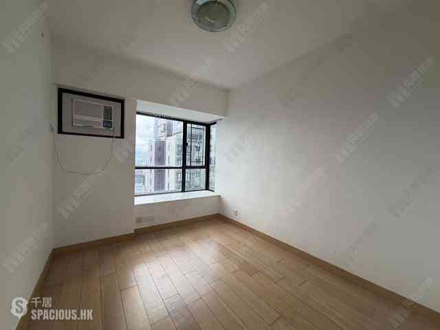 Mid Levels Central - The Grand Panorama 06