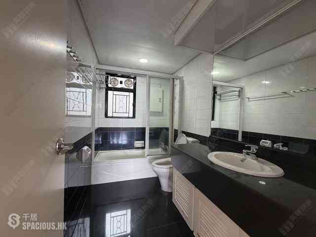 Mid Levels Central - The Grand Panorama 13