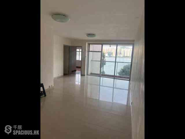 Sai Wan Ho - Lei King Wan Sites A Block 4 Kwun Fung Mansion 02