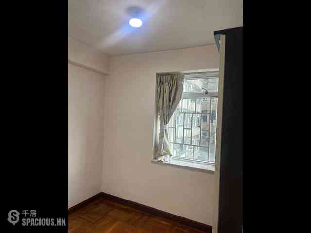 Sai Wan Ho - Lei King Wan Sites A Block 4 Kwun Fung Mansion 04