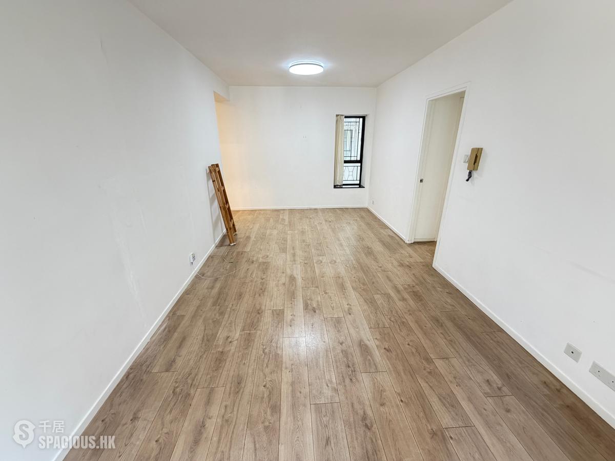 Mid Levels Central - The Grand Panorama 01