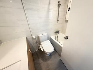 Mid Levels Central - The Grand Panorama 07