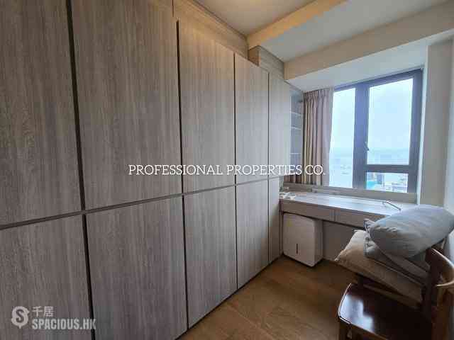 Mid Levels West - Alassio 05