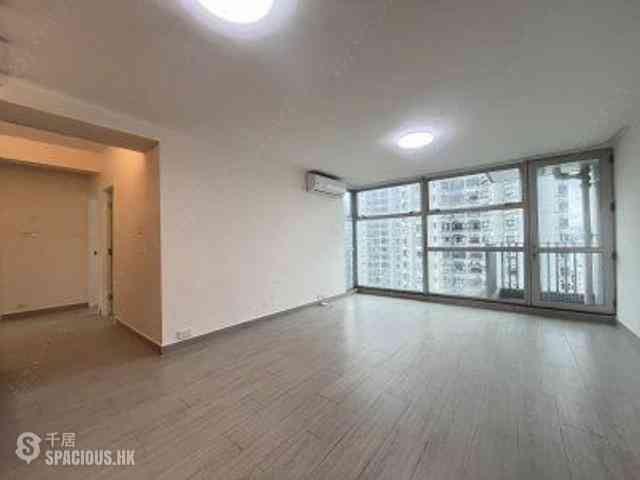 Tai Hang - Grand Deco Tower 01