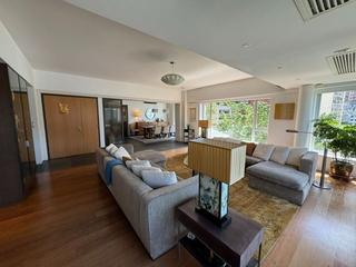 Mid Levels Central - Yale Lodge 07