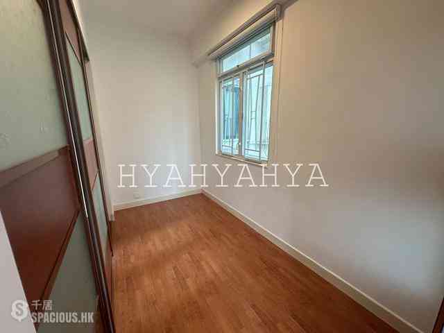 Mid Levels Central - Woodland Court 05