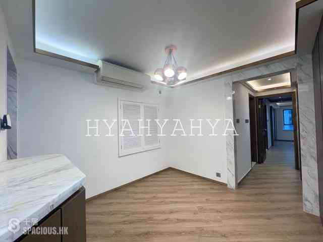 Mid Levels Central - Goldwin Heights 03