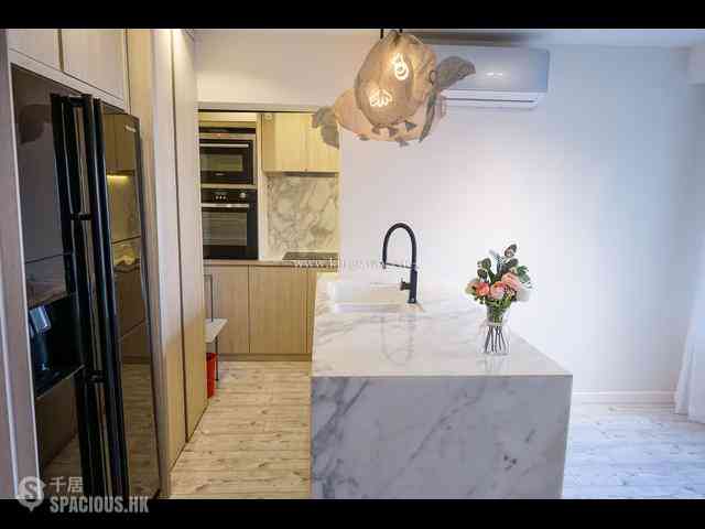Mid Levels Central - Midland Court 01