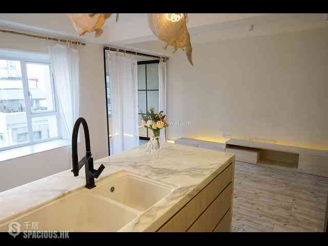 Mid Levels Central - Midland Court 04