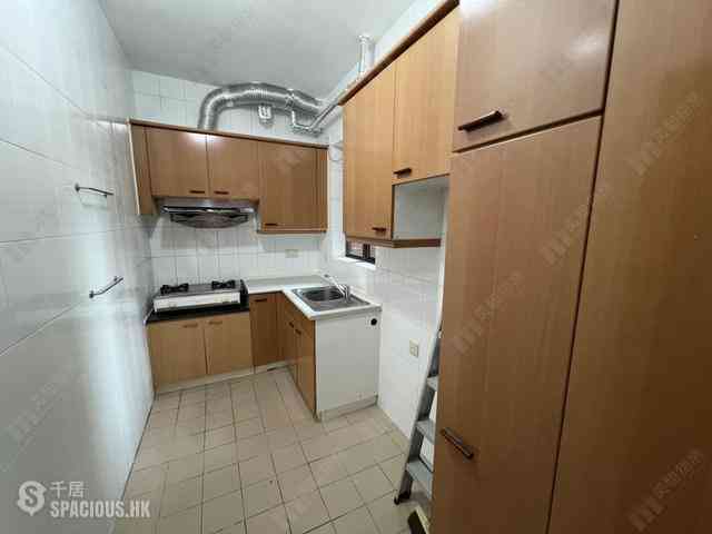 Shek Tong Tsui - The Belcher's Phase 1 Block 2 07