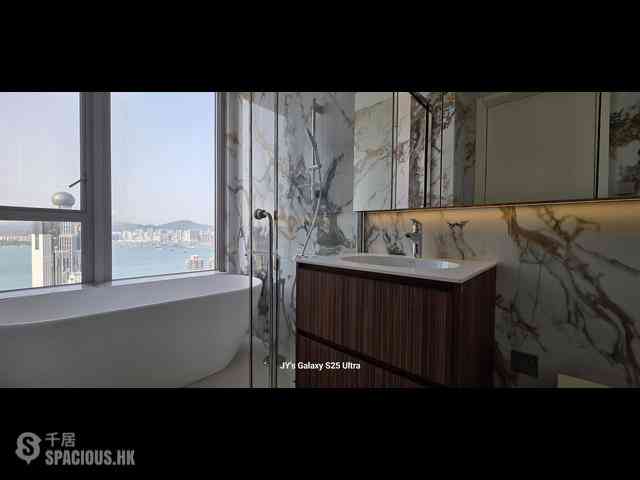 Sai Ying Pun - The Summa Block 1 03
