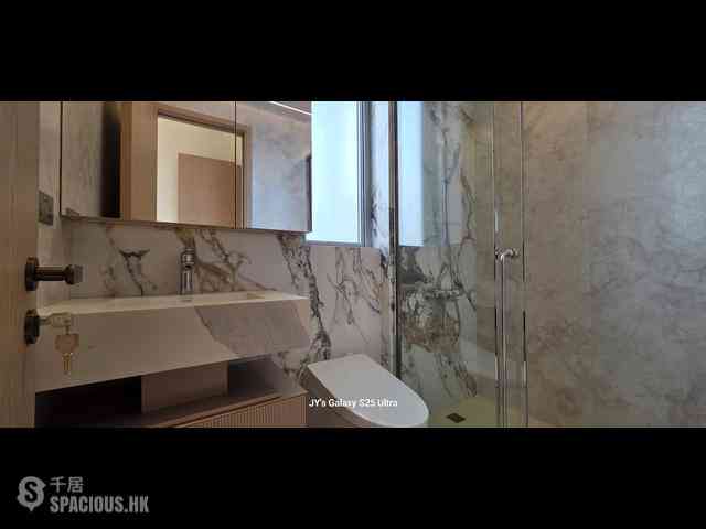 Sai Ying Pun - The Summa Block 1 08