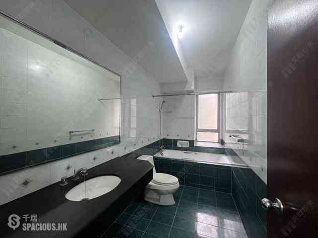 Mid Levels Central - Tregunter Tower 3 12