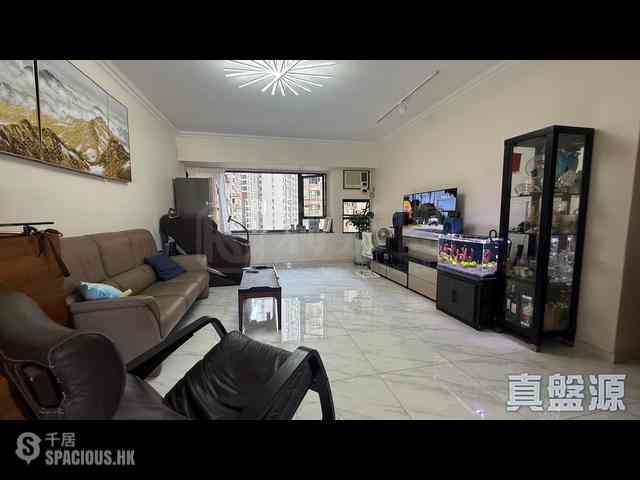 Mid Levels Central - Robinson Heights Block 2 04