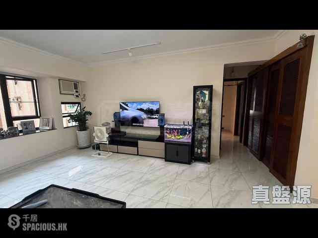 Mid Levels Central - Robinson Heights Block 2 05