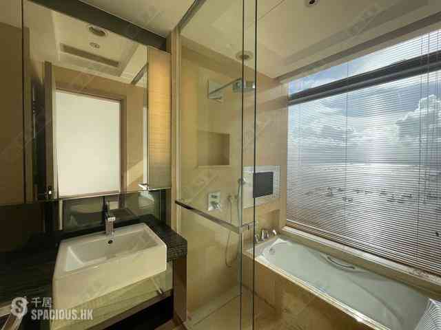 West Kowloon - The Cullinan 01