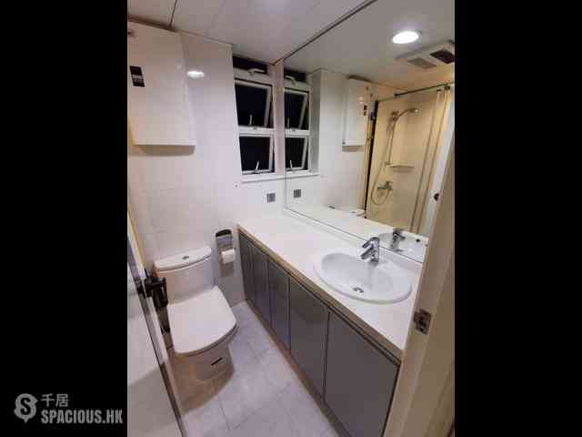 North Point - Island Place 05