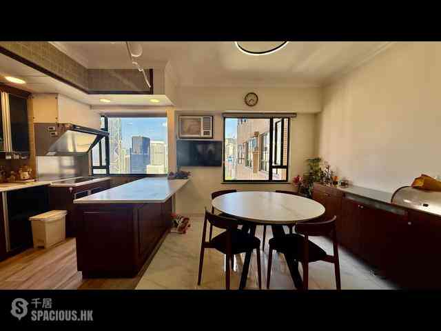 Mid Levels Central - Robinson Heights 03