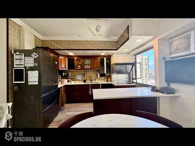 Mid Levels Central - Robinson Heights 04