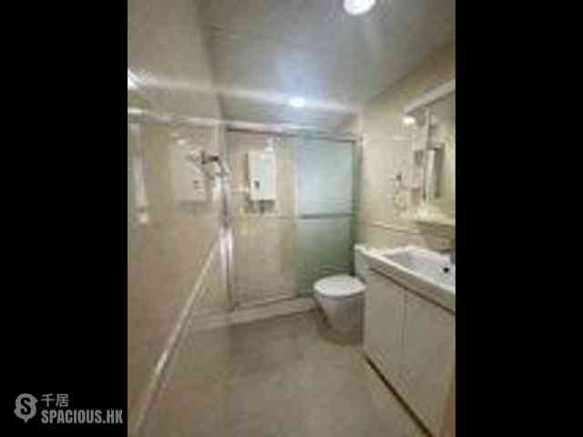 Mid Levels West - Fortune Gardens Block B 09