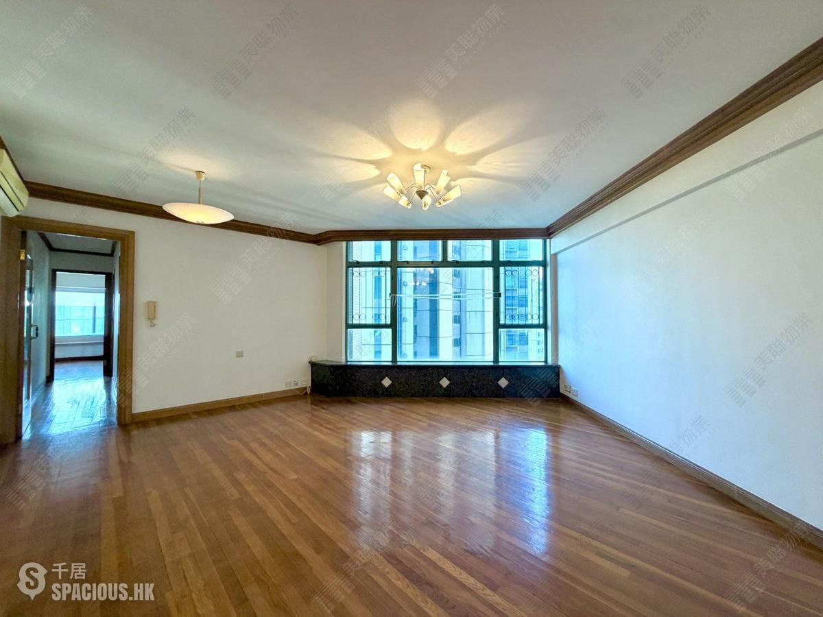 Mid Levels Central - Robinson Place 01