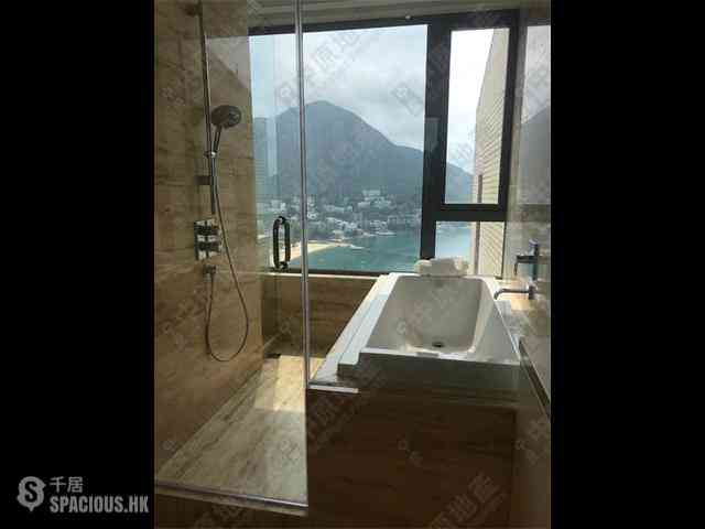 Repulse Bay - The Beachfront 03