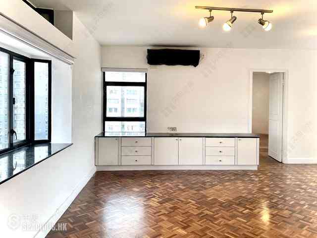Soho - Albron Court 05