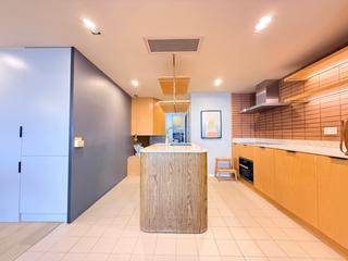 Mid Levels West - Lyttelton Garden 08