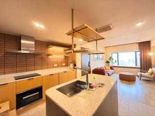 Mid Levels West - Lyttelton Garden 09