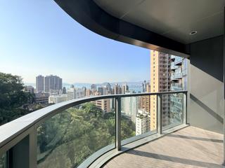 Mid Levels West - University Heights 27