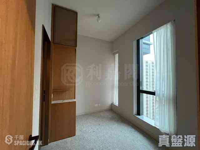 Quarry Bay - The Holborn Block B 04