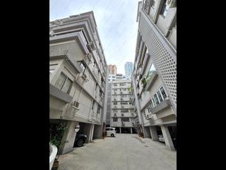 Mid Levels Central - Hong Lok Mansion 12
